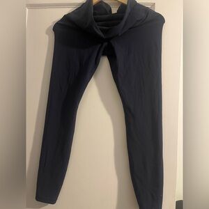 Athleta women’s Navy Leggings